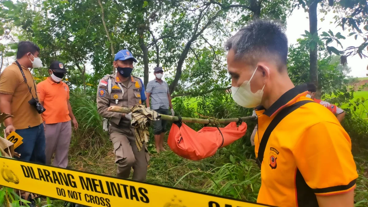 Saat penemuan mayat Anggota Satpol PP di Subang