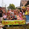 Pentas Kreasi di Panggung Apung