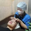 Harus Coba Nih! Refleksi di De Wave Therapy & Reflexology Dilakukan Terapis Profesional