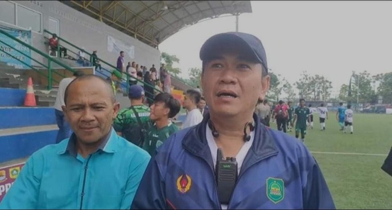 ARD Apresiasi Perjuangan Tim Porprov Sepakbola Subang