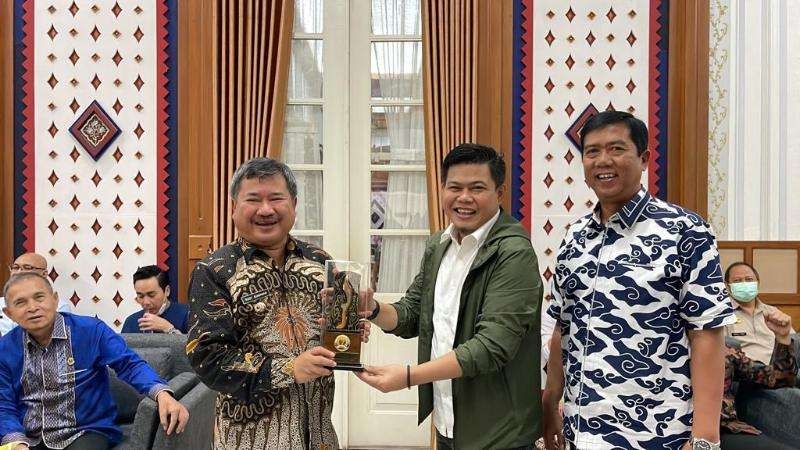 Bupati Garut Terima Kunjungan DPRD Provinsi Jabar