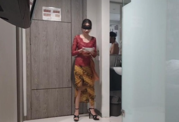 Link Download Kebaya Merah Full 16 Menit Viral Dicari di Twitter, Diduga di Bali! Klik Ini (Tangkapan layar video porno perempuan berkebaya merah)