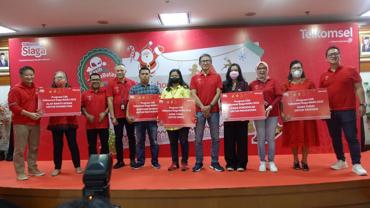 Telkomsel Siaga Berbagi Kasih Tanpa Batas di Momen Natal 2022