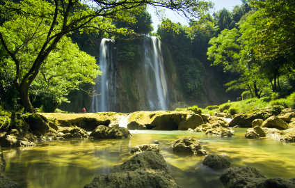 5 Air Terjun Jawa Barat Paling Instagramable.