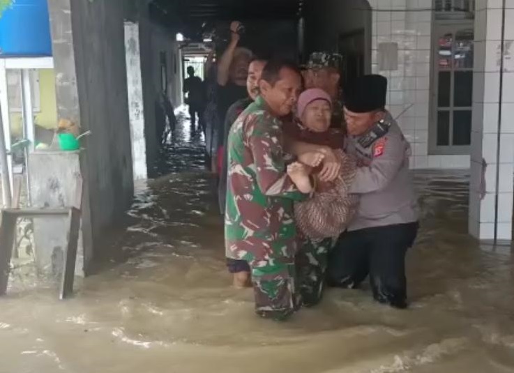 650 Rumah dan Ratusan Hektare Sawah di Pabuaran Subang Terendam Banjir