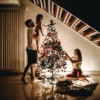 Lirik Lagu Rohani Kristen yang Menyentuh, Penyemangat Sambut Natal Desember 2022 Penuh Warna (ilustrasi natal, via unsplash-Jonathan Borba)