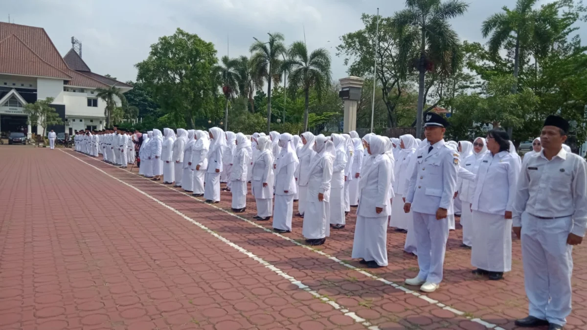 Pemkab Karawang Tak Mau Dengar Lagi Ada Pungli dan Sekolah Rusak