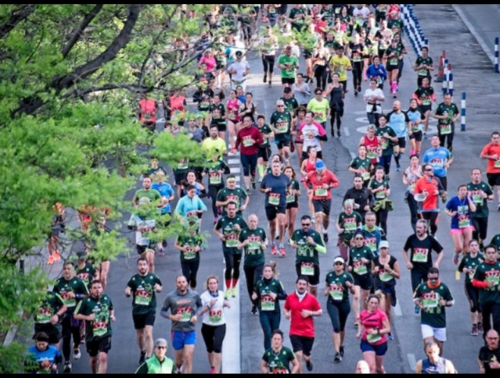 Lari Maraton Menempuh Jarak? Begini Penjelasan Lengkap Sejarah dan Asal Usulnya (via Unsplash-Miguel A Amutio)