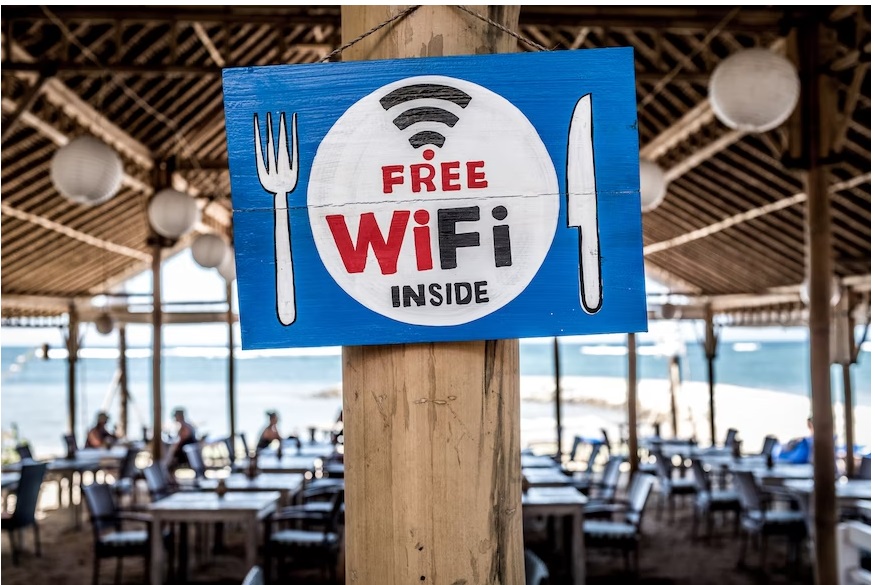 Nama Password Wifi yang Susah Ditebak, 15 Contoh Password Unik dan Lucu, Auto Nyindir! (ilustrasi-wifi-via-Unsplash-Bernard-Hermant)