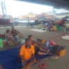 Warga Korban Banjir di Flyover Pamanukan Butuh Bantuan Logistik, Pemdes Sudah Laporan, Bantuan Belum Datang 