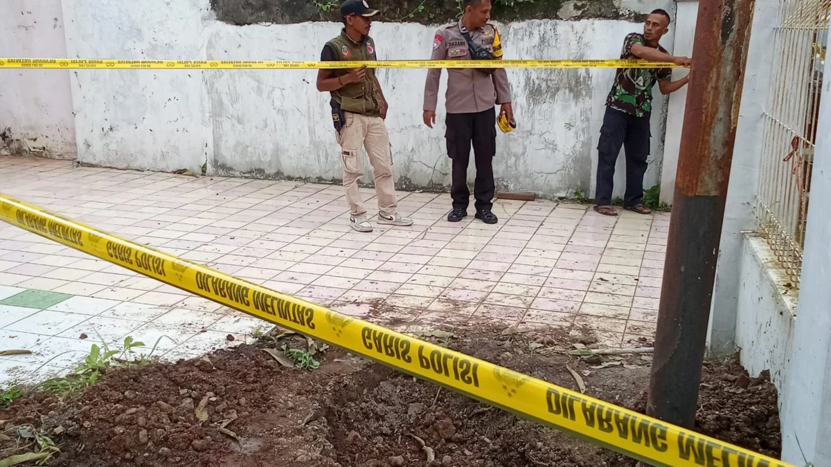 Begini Kata Penyelidik Kebumian Soal Asap Keluar dari Tanah Depan Rumah Warga Pantura Subang