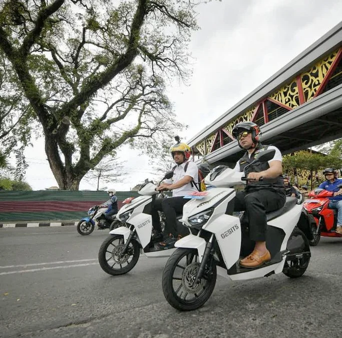 Pemprov Jabar Dorong Percepatan Kendaraan Bermotor Listrik Berbasis Baterai 