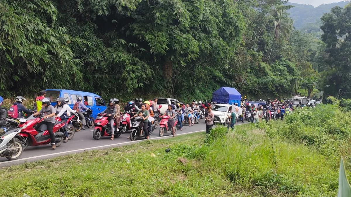 Kecelakaan Beruntun di Jalan Raya Cijambe Subang Sebabkan Kemacetan 