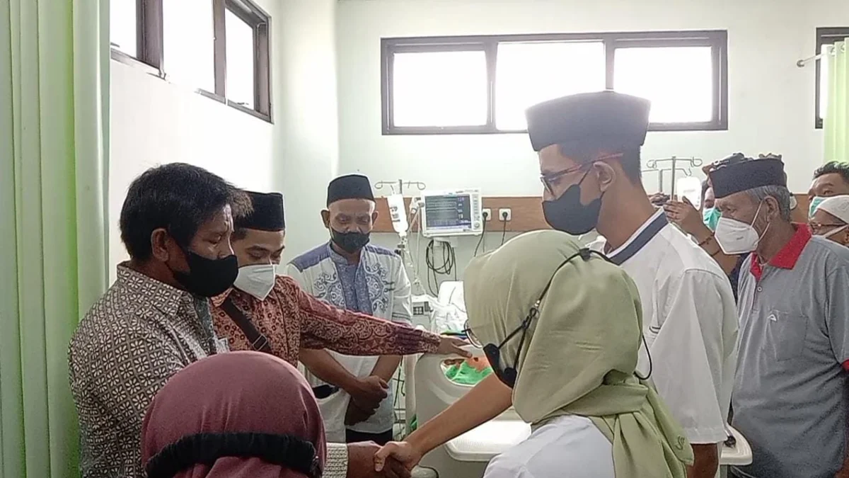 Orang Tua Sakit, Pasangan Asal Subang Menikah di Ruang ICU RSUD