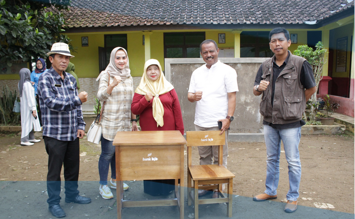 Kolaborasi Disdikbud Subang dan bank bjb Beri Bantuan Sarana Pembelajaran