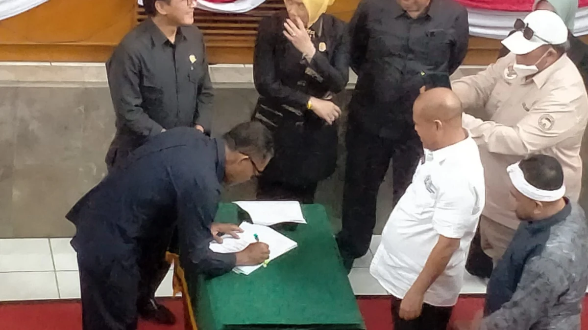 Bupati dan Pimpinan DPRD Tandatangani SKB Pemekaran Subang Utara