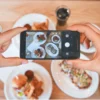 Rekomendasi Hp 1 Jutaan untuk Live Streaming, Murah Bingits, Cek di Sini (via unsplash-Eaters Collective)