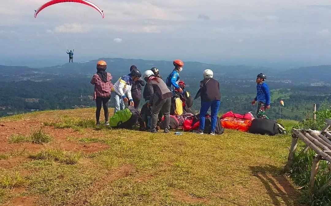 Sensasi Terbang di Atas Kebun Teh Subang, Cukup Bayar Rp400 ribu Saja 