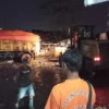 Sampah di Subang Kota Mulai Menumpuk Saat Malam Takbiran