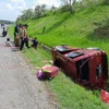 Mobil Minibus Alami Kecelakan Tunggal di KM 92 Subang Tol Cipali, Tak Ada Korban Jiwa 