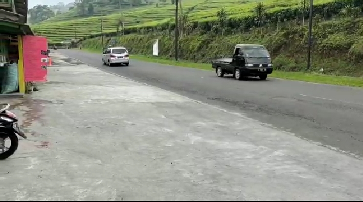 Lalulintas Hari Ini di Jalan Raya Ciater Terpantau Sepi