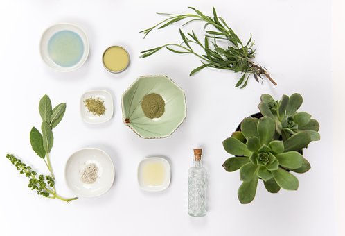 Skincare Agar Wajah Glowing dan Cerah, Ada Apa Saja?