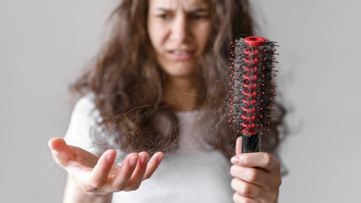 mengatasi rambut rontok parah secara alami,shampo mengatasi rambut rontok,cara mengatasi rambut rontok secara alami dan permanen,cara mengatasi rambut rontok berlebihan,cara mengatasi rambut rontok di usia muda,cara mengatasi rambut rontok berlebihan pada wanita,produk mengatasi rambut rontok,cara mengatasi rambut rontok dan tipis