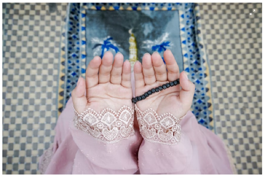 Doa Meminta Jodoh yang Baik untuk Wanita, Begini Bacaan Doa Minta Jodoh, Simak Baik-baik (via unsplash-Dwi Asy Syafa)