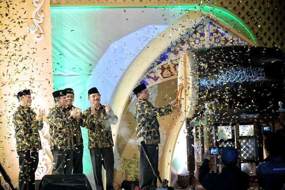 Plh. Gubernur Jawa Barat Uu Ruzhanul Ulum membuka Seleksi Tilawatil Qur'an dan Hadist (STQH) XVIII Tingkat Provinsi Jawa Barat Tahun 2023 di Plaza Pusdai Jabar, Kota Bandung, Minggu (7/5/2023).(Foto: Biro Adpim Jabar)