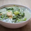 Unik! Resep Sayur Bayam Kuah Santan Gurih dan Lezat