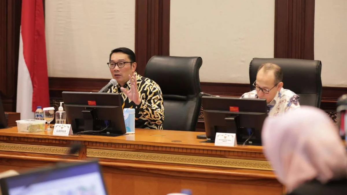 Gubernur Jawa Barat Ridwan Kamil menerima 13 Calon Duta Besar Luar Biasa Berkuasa Penuh dan 7 Calon Konjen terkait potensi ekonomi dan perdagangan Provinsi Jawa Barat di Gedung Sate, Kota Bandung, Senin (15/5/2023). (Foto: Yogi Prayoga/Biro Adpim Jabar)