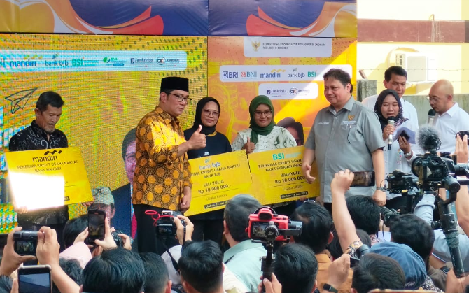 UMKM Terbang Tinggi Bersama bank bjb