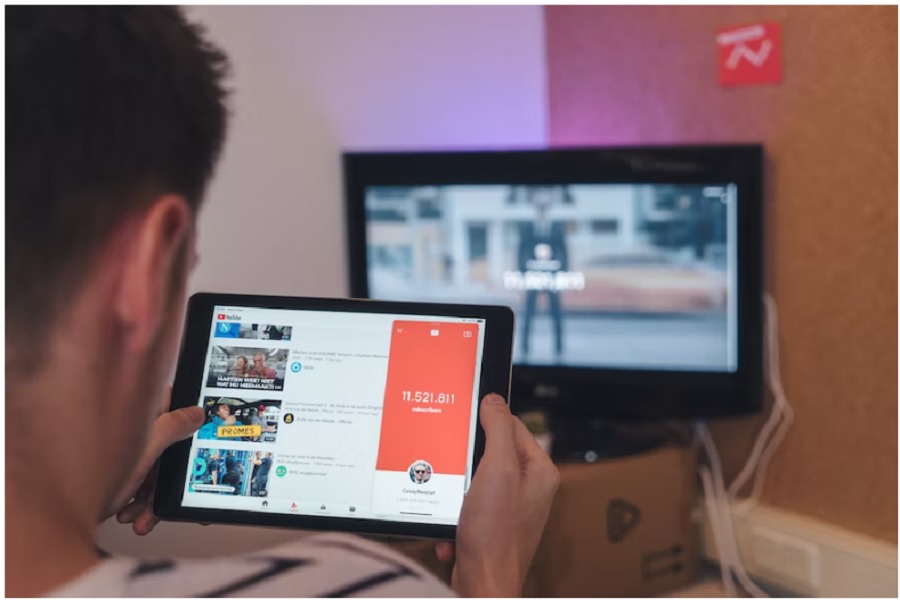 Cara Nonton Youtube Dapat Uang 250 Ribu,, Ilusrtrasi via Unsplash-CardMapr,nl