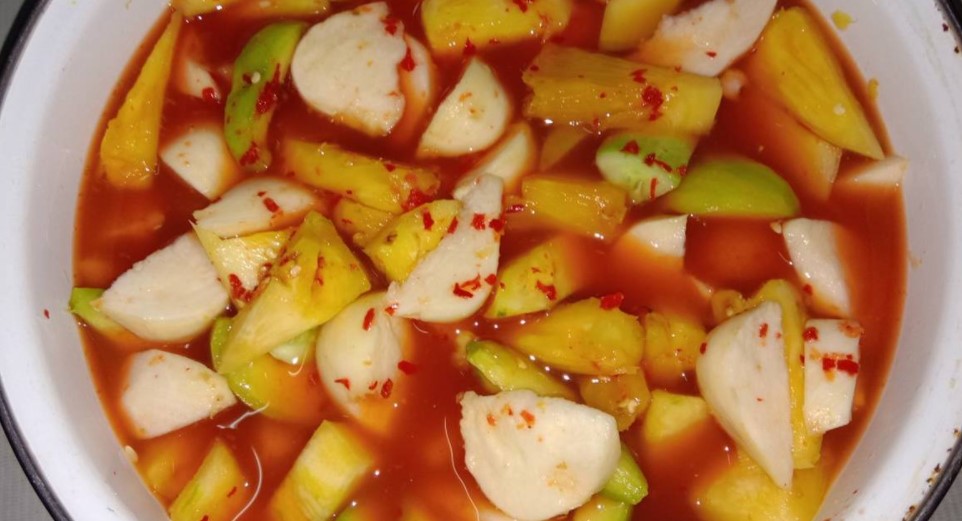 Resep Asinan Mangga Campur, Segarnya Bikin Nagih Menggugah Selera