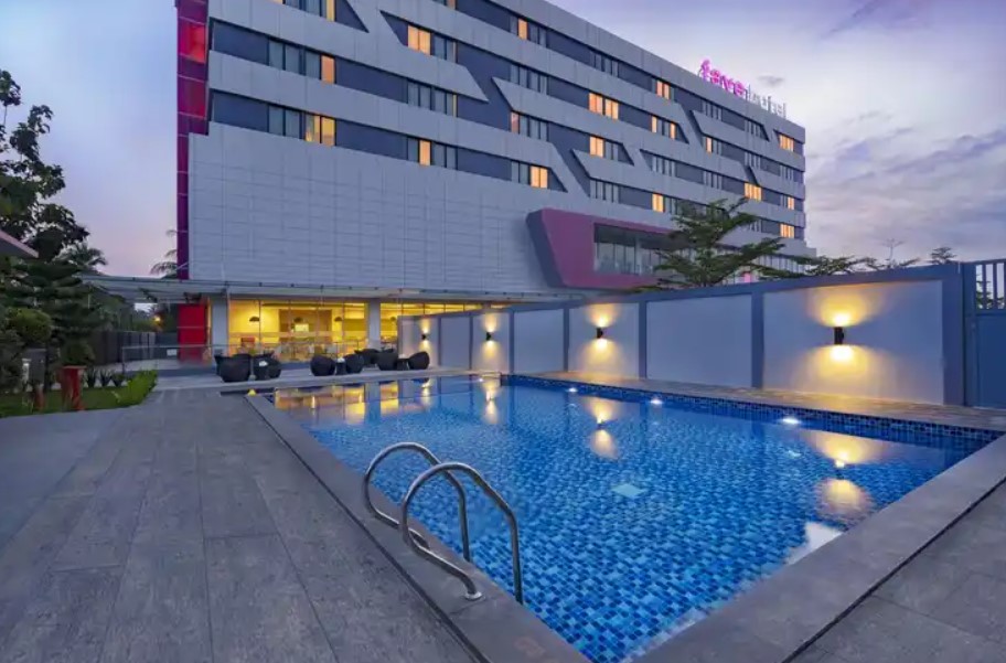 5 Hotel Murah di Subang yang Ada Kolam Renang