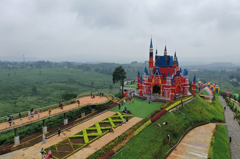 Viral! The Castello Subang, Wisata Murah View Mewah