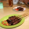 Bingung Mengolah Daging Kurban? Berikut Resep Sate Maranggi yang Empuk