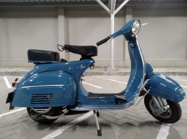 Harga Vespa Super 74 Original Biru, Hasil Modifikasi Cek Disini!