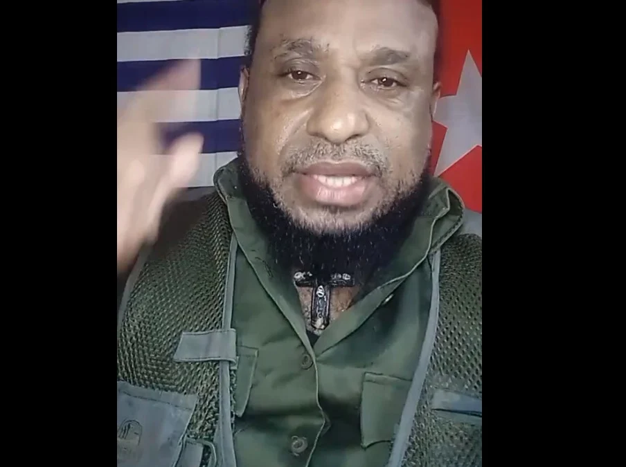 TNI Polri Kepung 4 Kabupaten Papua Saat Kunjungan Presiden Jokowi: Jeffrey P Bomanak "Ini Bentuk Pengamanan atau Operasi Pembebasan?" Kabupaten Papua