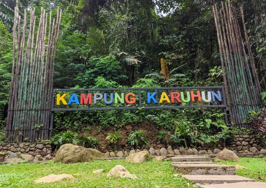 Mengenal Keunikan dan Pesona Kampung Karuhun Sumedang