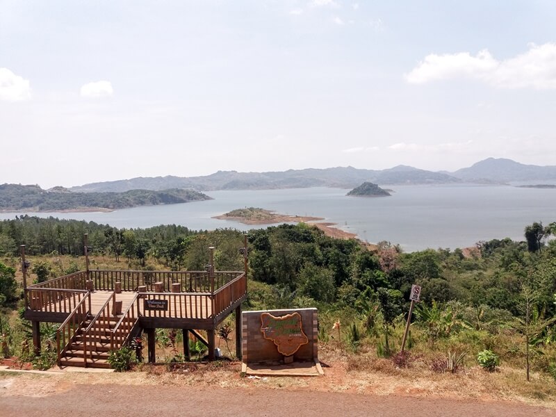 4 Tempat Healing Sumedang Dengan View Waduk Jatigede Yang Kece Badaiii