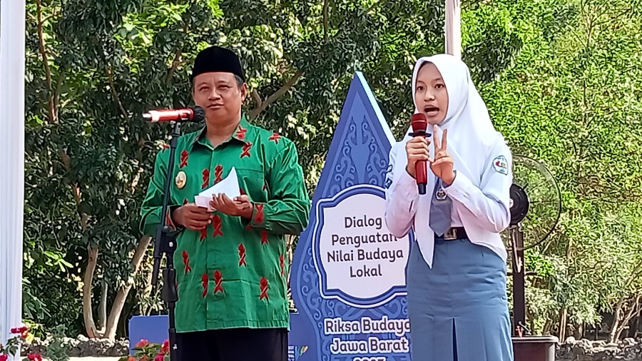 Wagub Uu Dialog Budaya di Goa Sunyaragi, Bahas Potensi yang Hadir karena Kawasan Rebana