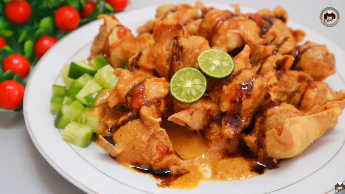 Resep Batagor tanpa Ikan yang Saus Asam Pedasnya Juara!