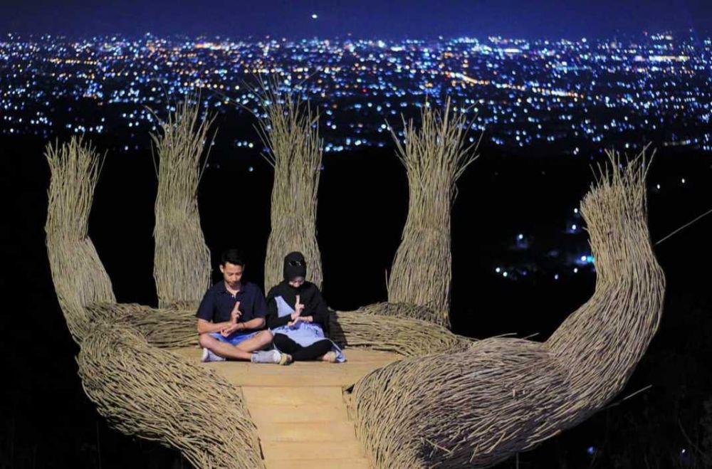 5 Wisata Jogja Terhits Instragamable Banget, Estetik Buat Foto-Foto 5 Wisata Jogja Terhits Instragamable Banget, Estetik Buat Foto-Foto