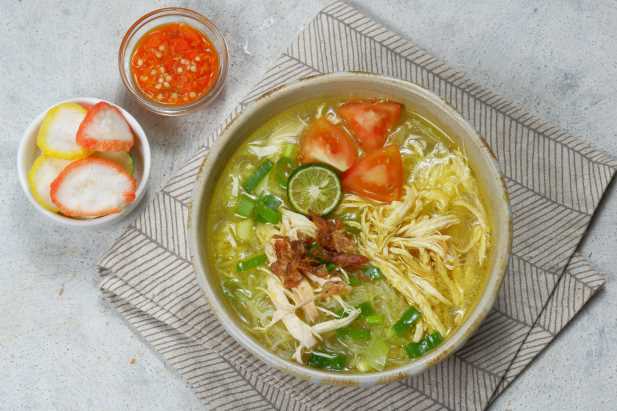 Resep Soto Ayam Lamongan Pakai Udang, Kuahnya Juara!