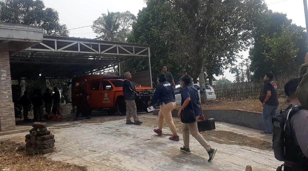 Polisi Cari Golok yang Diduga Jadi Alat untuk Merampas Nyawa Ibu dan Anak di Subang 