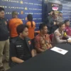 Pelaku Begal dengan Modus Gaet Korban Lewat Aplikasi Kencan di Karawang Diringkus Polisi 