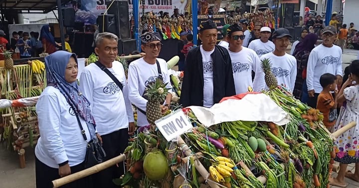 Pemdes Kamojing di Karawang Gelar Hajat Bumi Lestarikan Budaya Sunda