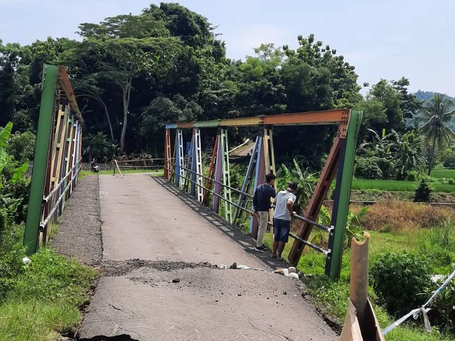 Jembatan Sungai Cilamatan