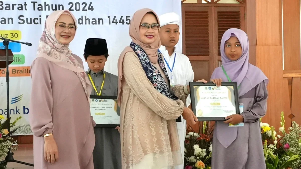 Kontes Juara Anak Shaleh di Jabar